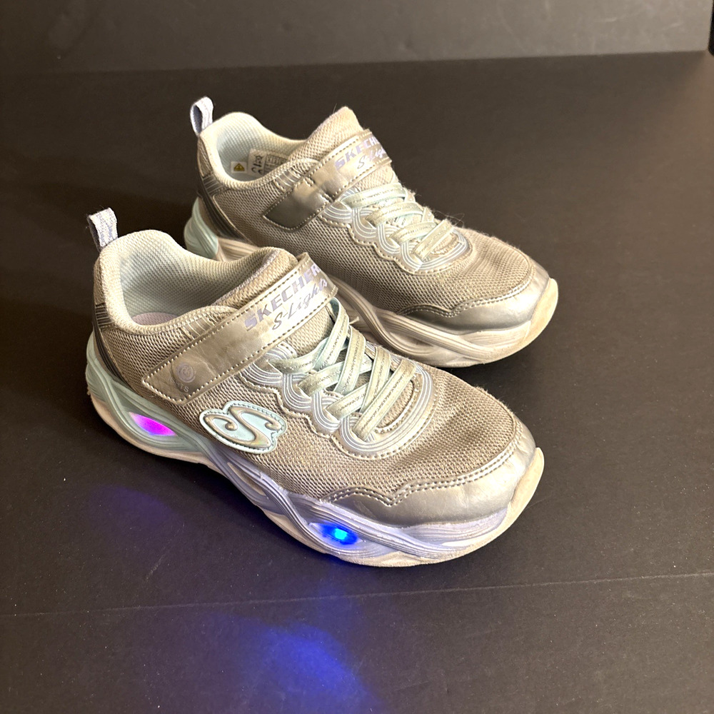 Skechers Kids S-Light Twisty Glow Sneakers for Boys Girls - Size 4